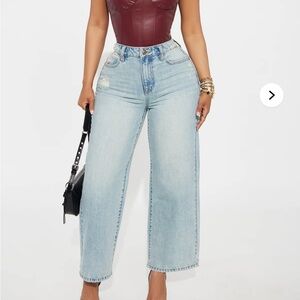 NEVER WORN Light Blue Women's Jeans